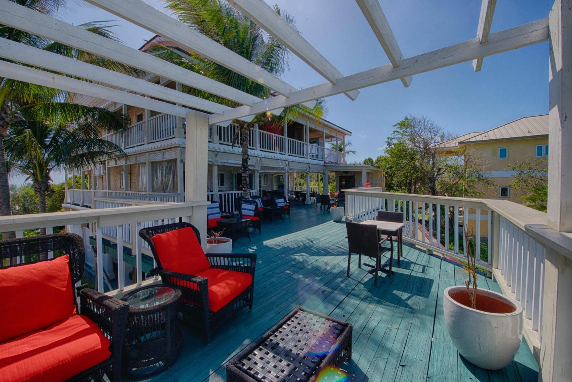 A Stone'S Throw Away Nassau Exterior foto